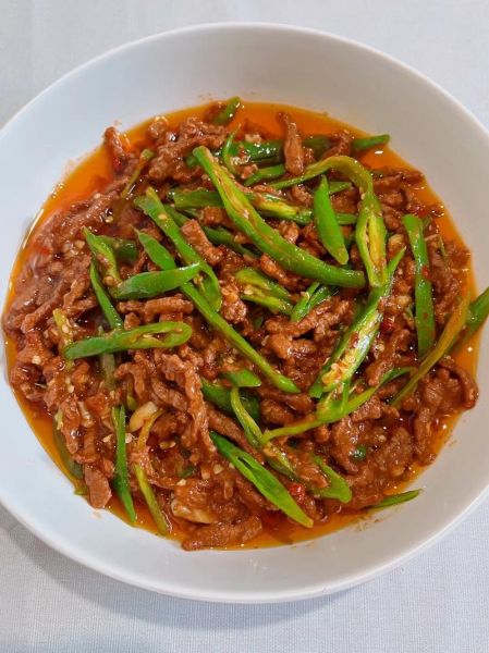 青椒牛柳怎么炒才嫩_家常青椒牛柳做法