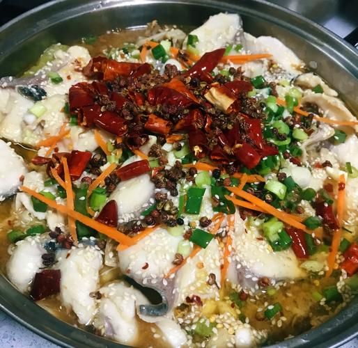 水煮鱼最简单的做法_水煮鱼怎么做好吃又嫩