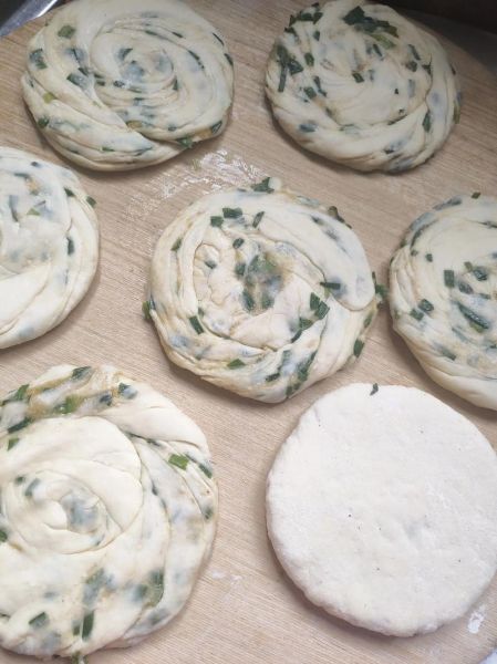 烙饼怎么和面又软又好吃_家常烙饼的做法步骤