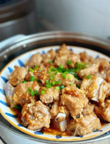 香芋怎么做好吃_香芋蒸排骨的做法