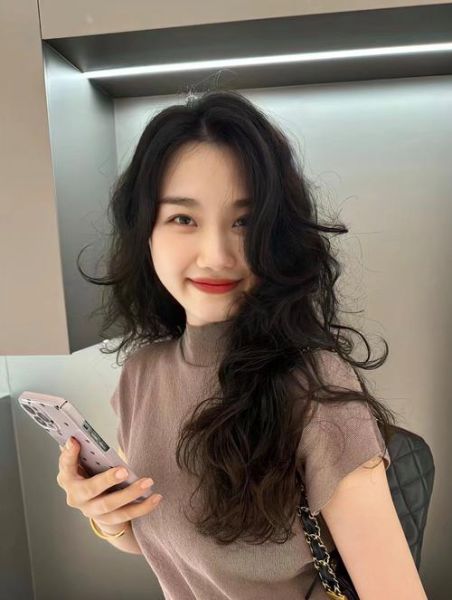 瓜子脸适合什么发型_方脸如何修饰脸型