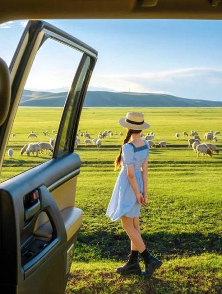 草原夏天旅游最佳时间_草原夏天穿什么衣服