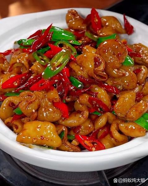 干锅肥肠怎么做_干锅肥肠的家常做法