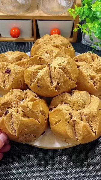 红糖大枣开花馒头怎么做_为什么馒头会开花