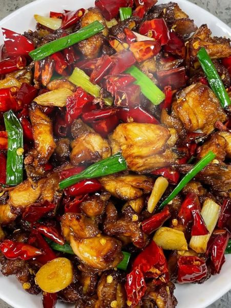 辣子鸡怎么做_辣子鸡的家常做法