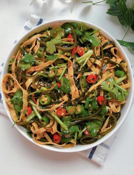 凉拌三丝怎么做_凉拌三丝的家常做法