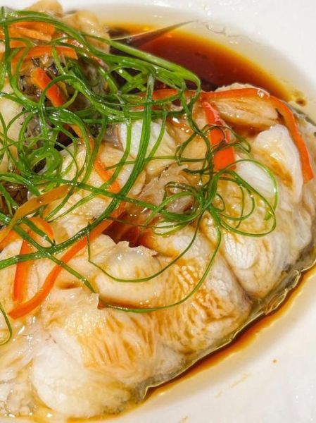 蒸鳕鱼的家常做法_蒸鳕鱼怎么做好吃又嫩