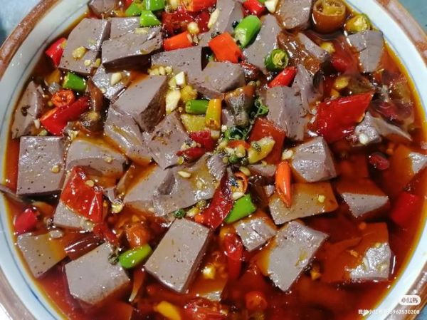炒羊血的家常做法_羊血怎么炒才嫩滑