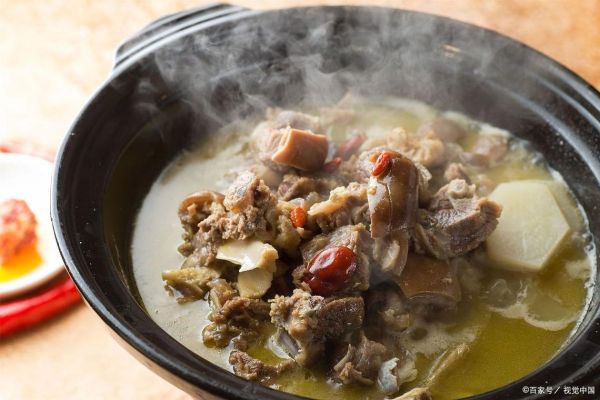 狗肉炖豆腐怎么做_狗肉炖豆腐家常做法