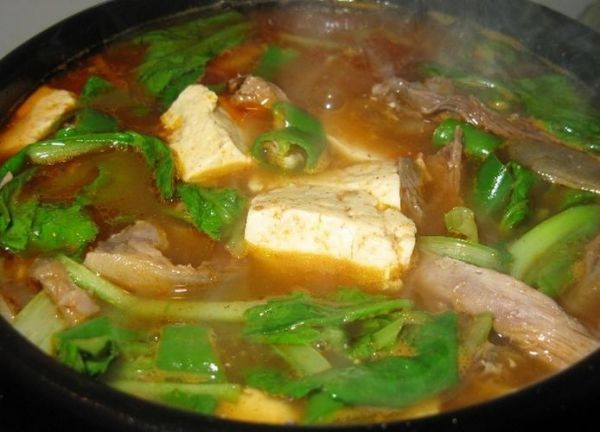 狗肉炖豆腐怎么做_狗肉炖豆腐家常做法