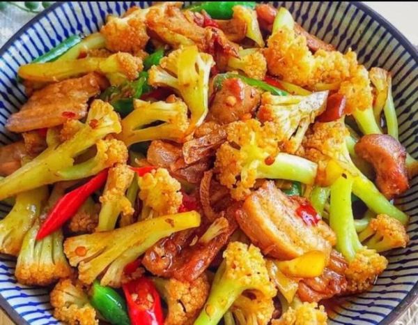 干煸花菜怎么做_干煸花菜的家常做法