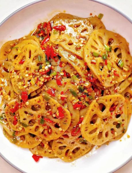 凉拌藕怎么做好吃_凉拌藕要不要焯水