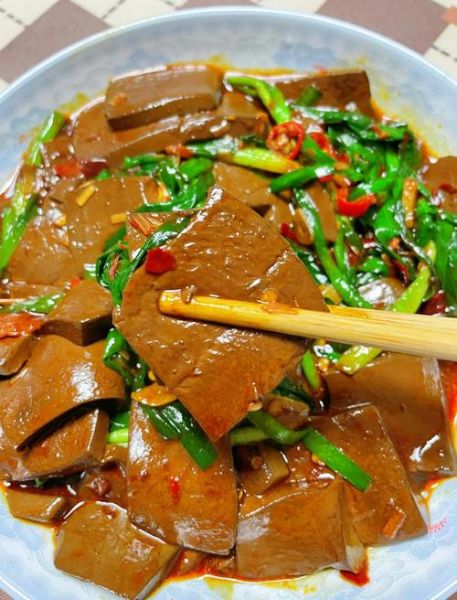 鸭血怎么做好吃_鸭血的做法大全