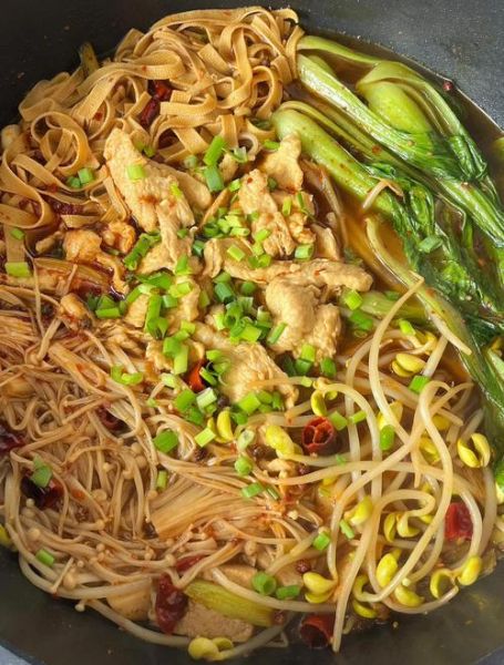 白水煮鸡胸肉怎么做_白水煮鸡胸肉多久能熟