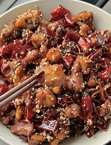 红烧兔子肉怎么做好吃_红烧兔肉家常做法