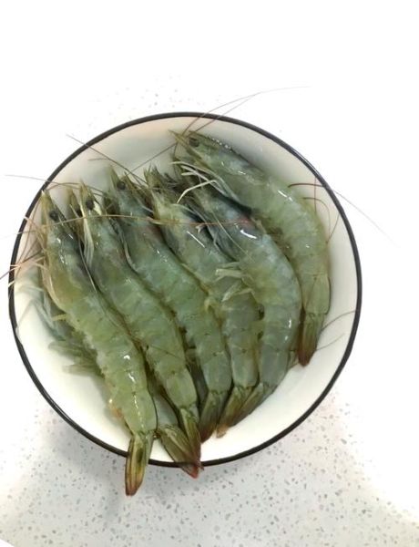 青虾怎么做好吃_青虾的家常做法