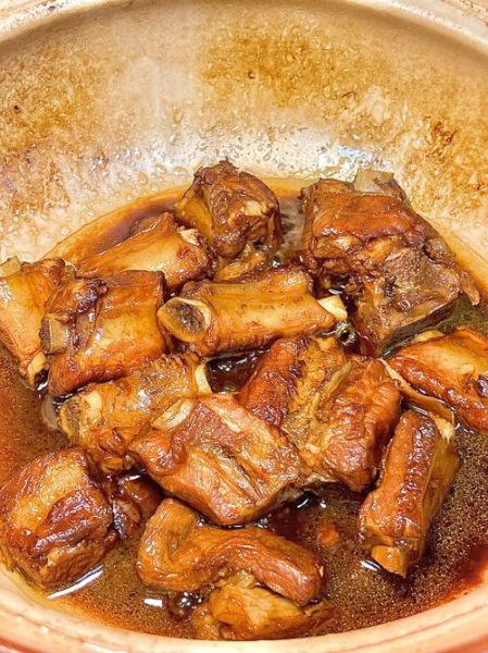 红烧排骨怎么做才软烂入味_红烧排骨用高压锅还是砂锅