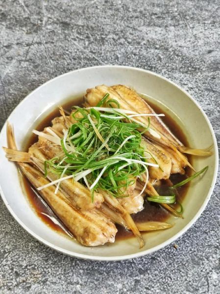 淡水鱼怎么做好吃_淡水鱼清蒸还是红烧