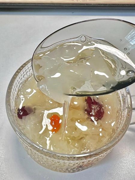 银耳怎么泡发_银耳最简单的做法