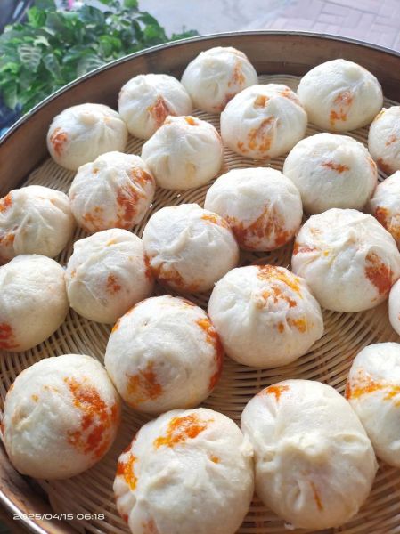 小笼包怎么和面_小笼包肉馅怎么调