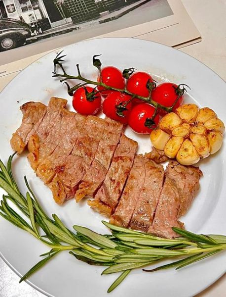 家庭牛排怎么煎才嫩_家庭牛排简易做法