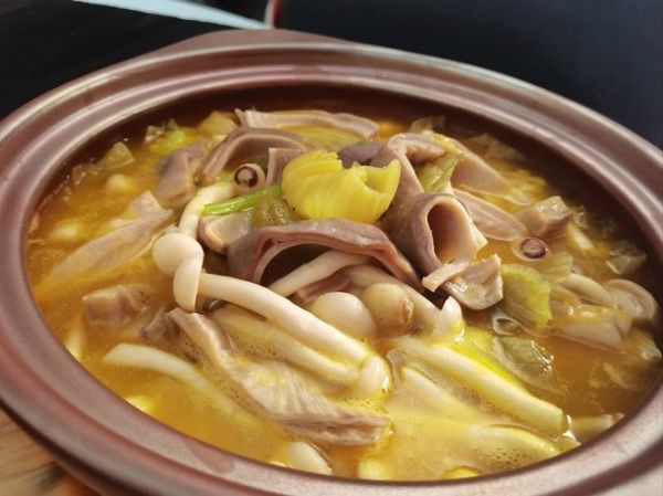 杂菇煲怎么做_杂菇煲需要焯水吗