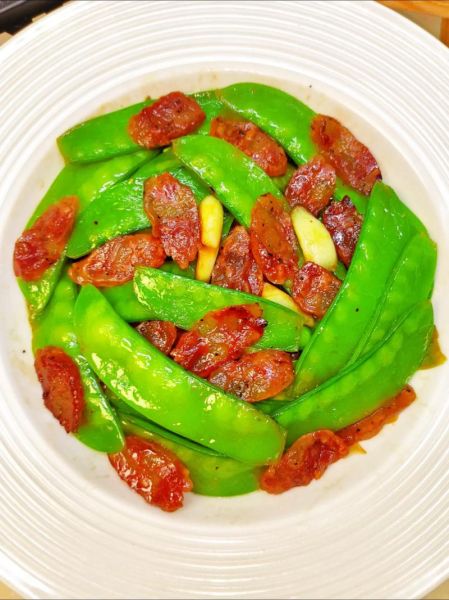 炒荷兰豆怎么炒才脆_荷兰豆焯水几分钟