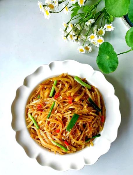 糖醋土豆丝怎么做_糖醋土豆丝要不要焯水