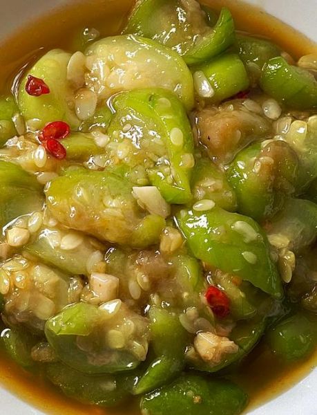 清炒丝瓜怎么炒才不发黑_丝瓜要不要焯水