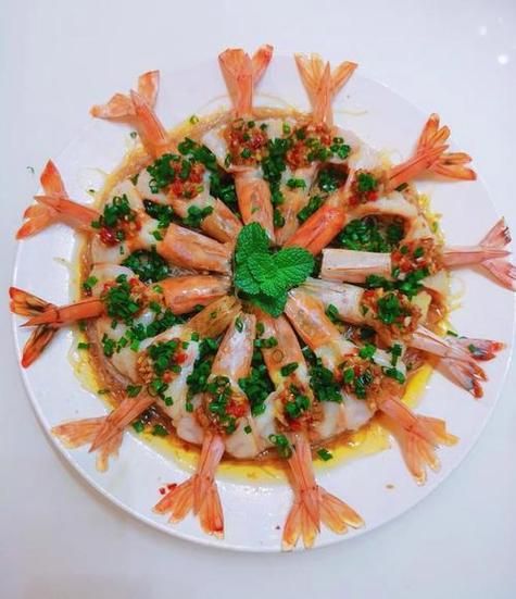 蒜蓉开背虾怎么做_蒜蓉开背虾蒸多久