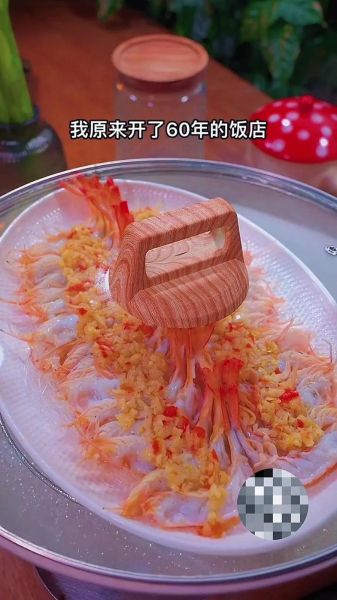 蒜蓉开背虾怎么做_蒜蓉开背虾蒸多久