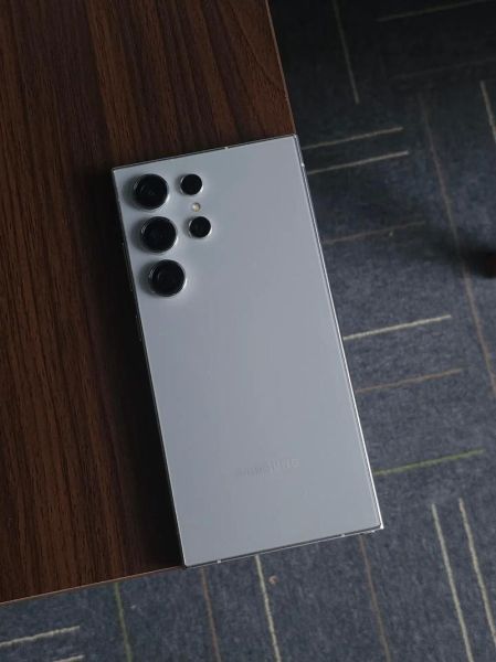 三星高端手机值得买吗_三星Galaxy S24 Ultra评测