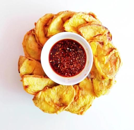 炸茄盒的家常做法_怎么让茄盒酥脆不吸油