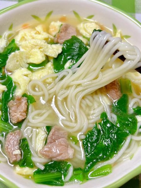 青菜肉丝面怎么做好吃_青菜肉丝面家常做法