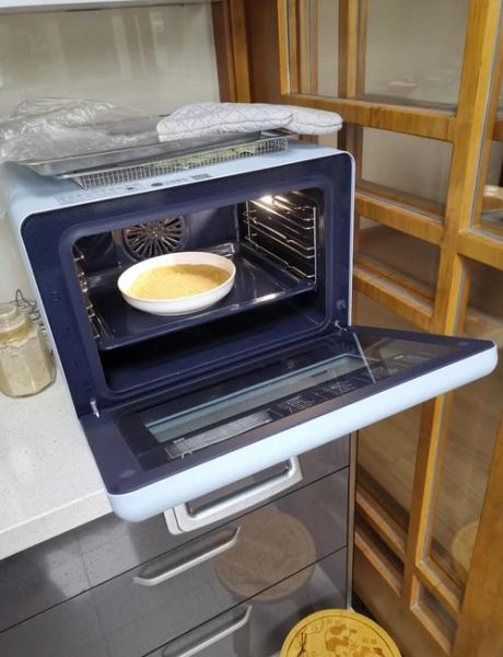 烤箱做披萨的家庭做法_披萨饼底怎么发酵