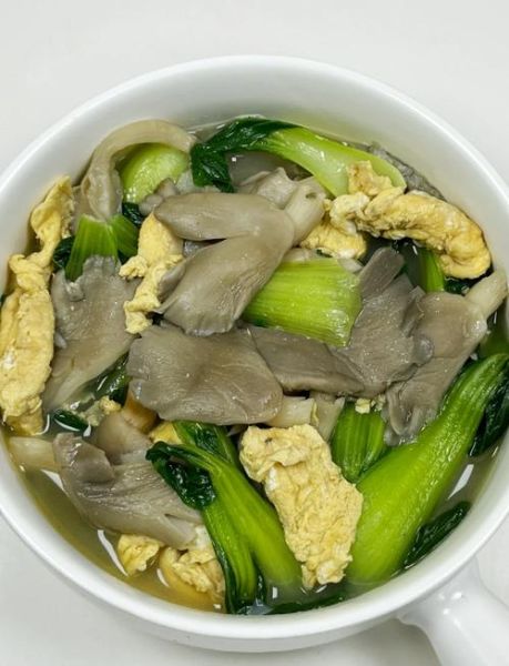 平菇鸡蛋汤怎么做好喝_平菇鸡蛋汤的家常做法