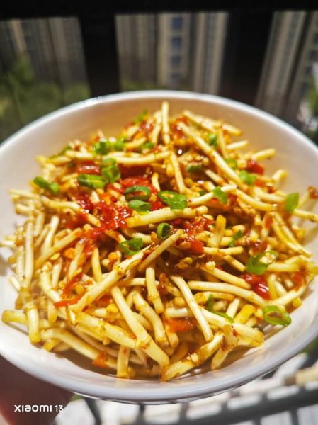 折耳根怎么凉拌好吃_折耳根的做法大全