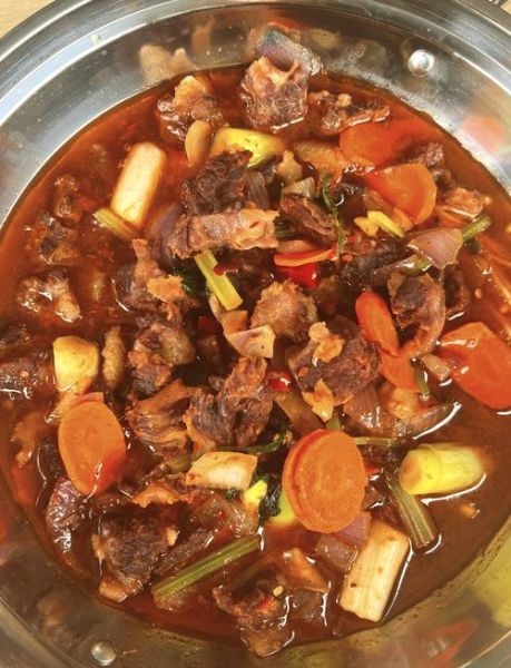 干锅牛肉怎么做_干锅牛肉用什么部位最好