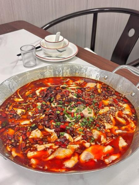 麻辣鱼怎么做才嫩_麻辣鱼底料怎么炒才香