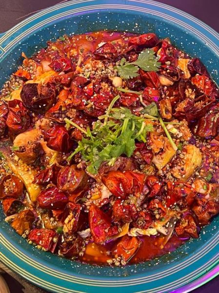 麻辣鱼怎么做才嫩_麻辣鱼底料怎么炒才香