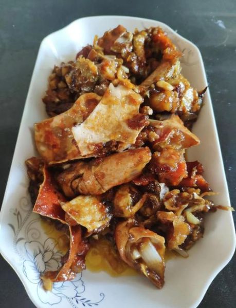 油炸小螃蟹怎么做_油炸小螃蟹要炸多久