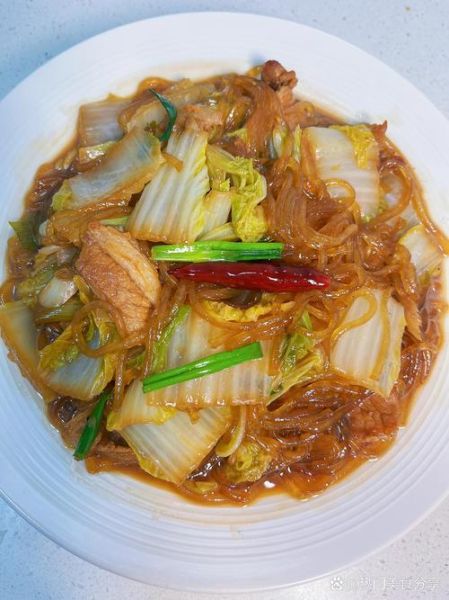 猪肉炖白菜怎么做_猪肉炖白菜的家常做法