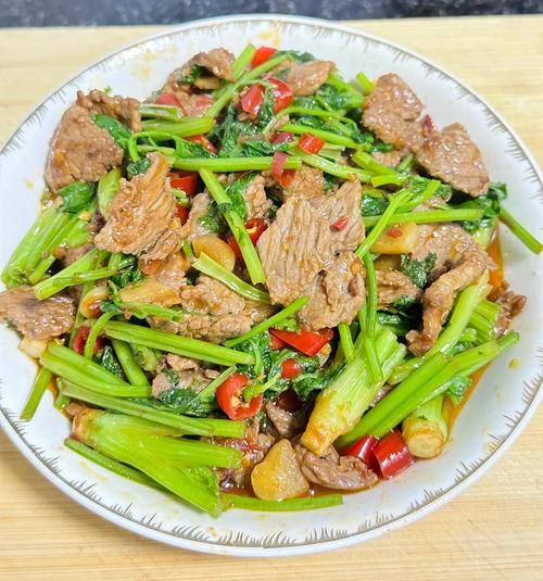 香菜炒牛肉怎么做_牛肉怎么炒才嫩滑