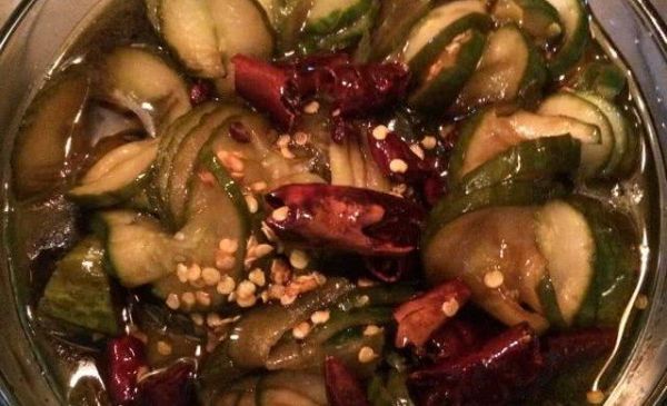 蛇皮黄瓜怎么切_蛇皮黄瓜的家常做法