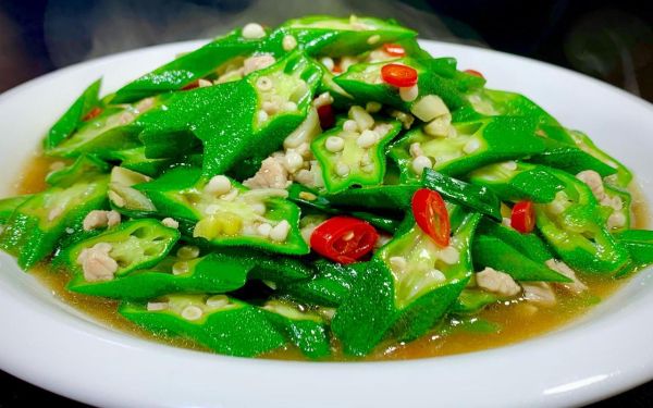 清炒秋葵怎么做才脆嫩_秋葵要不要焯水