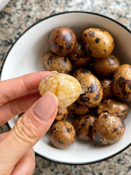 鹌鹑蛋怎么煮不破_鹌鹑蛋做法大全