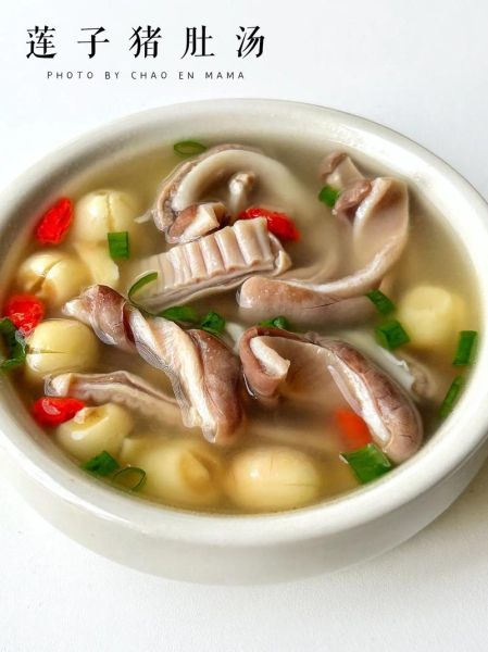 莲子猪肚汤的做法大全_莲子猪肚汤怎么炖最养胃