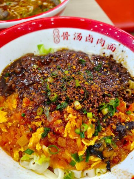 面汤怎么熬才浓白_面汤用什么骨头最好