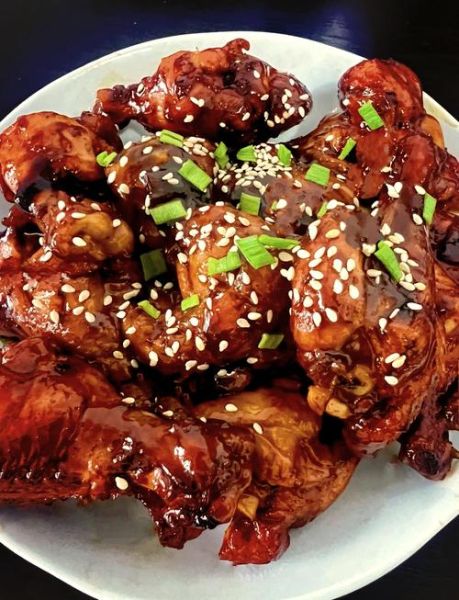 可乐翅根怎么做才好吃_可乐翅根需要焯水吗