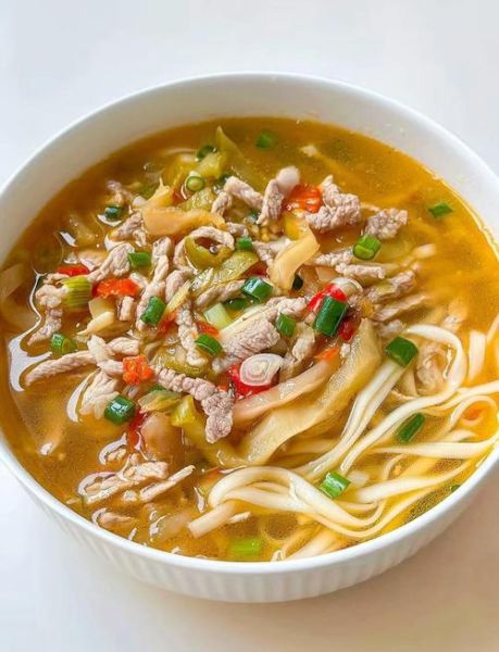 榨菜肉丝面怎么做_榨菜肉丝面家常做法